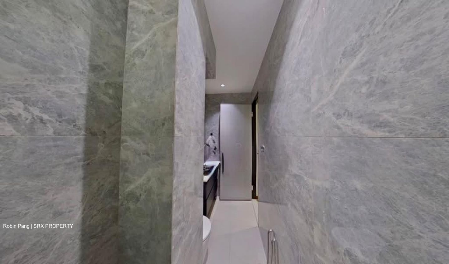 Blk 556 Jurong West Street 42 (Jurong West), HDB Executive #559713281